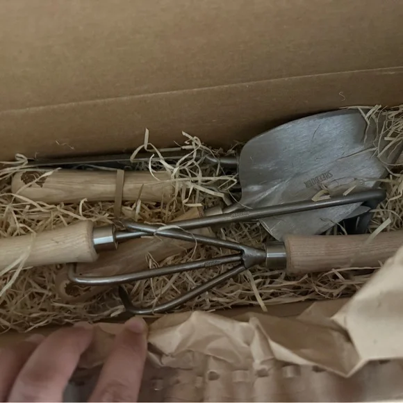 Mark Cross x Sneeboer Garden Tool Set - Picture 3 of 3